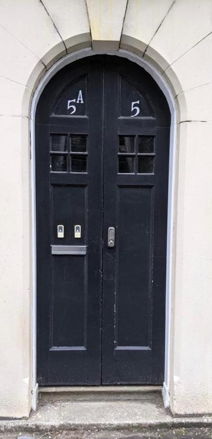 Glenclova - No 5 Bellyeoman, Bright Two Bedroom Apartment Dunfermline Exteriör bild