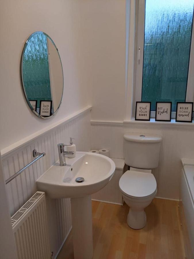 Glenclova - No 5 Bellyeoman, Bright Two Bedroom Apartment Dunfermline Exteriör bild